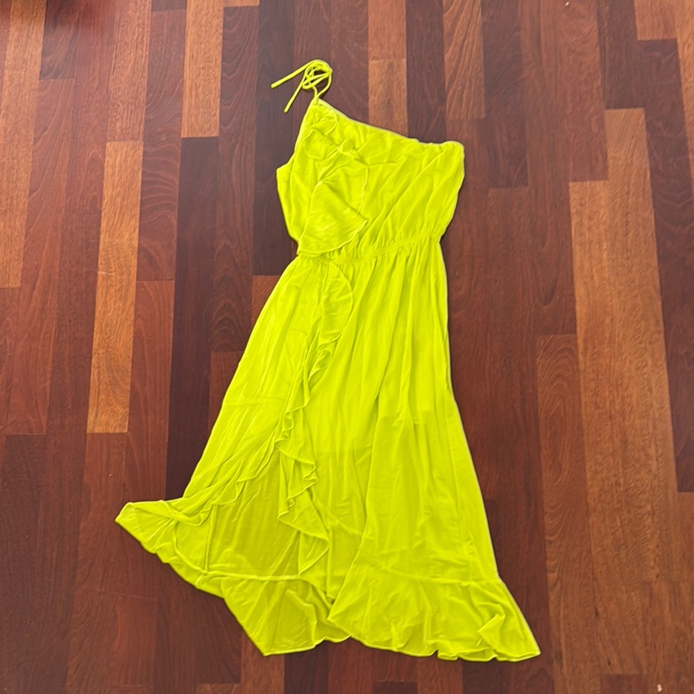 bebe Vibrant Neon Green/Yellow One-Shoulder Dress
